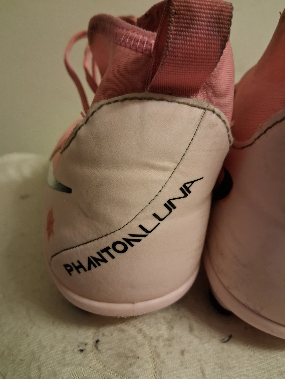 Nike pink gradient